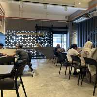 Overn hub Alor Setar flaky croissant 