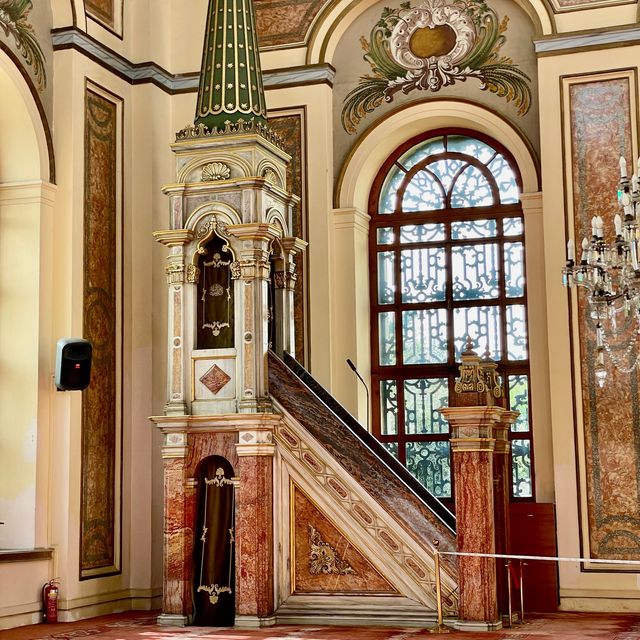 Dolmabahçe Mosque: IST Architectural gem