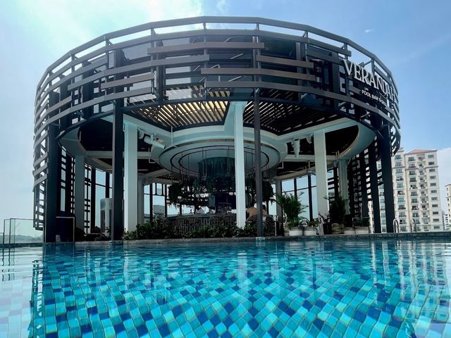 Momentus Hotel Alexandra