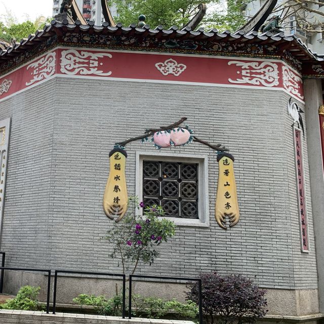 設計獨一無二既大坑蓮花宮