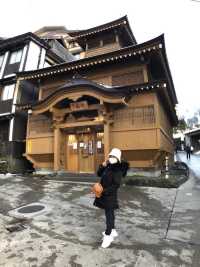 野澤百年溫泉小鎮滑雪