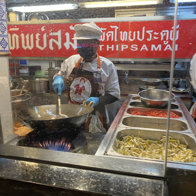 ทิพย์สมัย ผัดไทยประตูผี Revisted! 