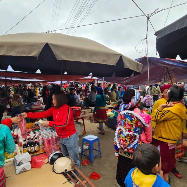 Market in Ha Giang are lively n noisy