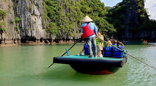 Ti Top Island and Kayaking in Luon cave