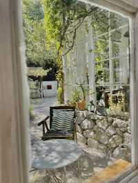 The creeper House • คาเฟ่ในสวน มุมถ่ายรูปสวยไม่ซ้ำ
