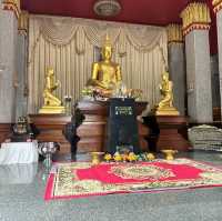 วัดผาตากเสื้อ