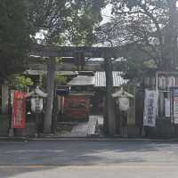 京都神社漫遊，要‘’平安‘’前先‘’滿足‘’。