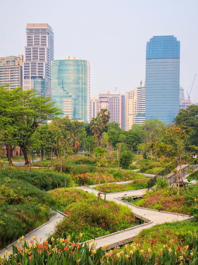 สวนเบญจกิติ สวนสวยกลางกรุง 