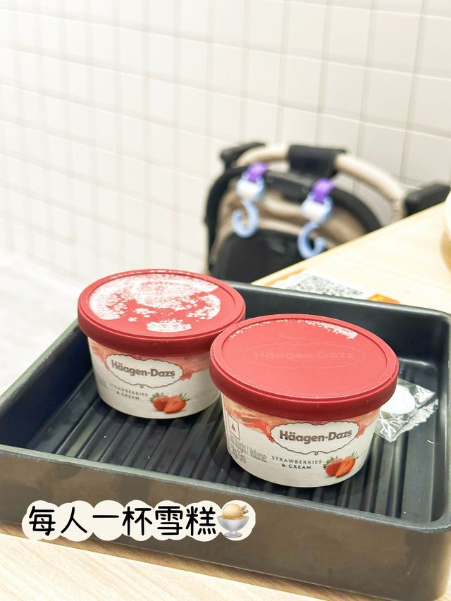 ⭐️小朋友見到就興奮既飛機送餐✈️😆不過大人就完全唔興奮😱