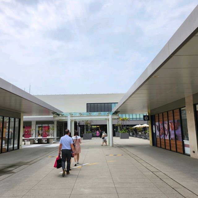 下飛機就可直奔的台中三井Outlet