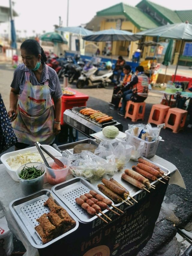 มาเดินเล่นชิลชิล หาของอร่อนทาน ที่ท่าน้ำนนทบุรี