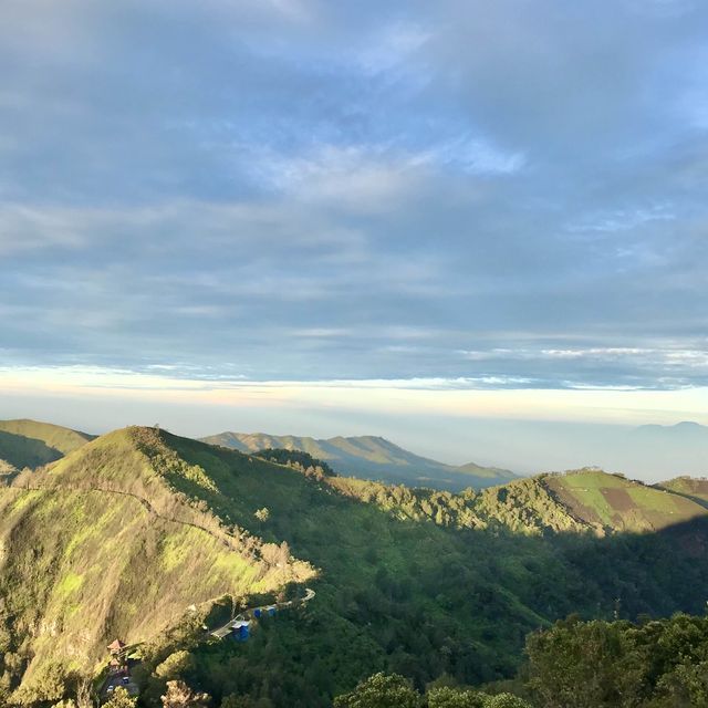 To the active volcano of Mount Bromo!