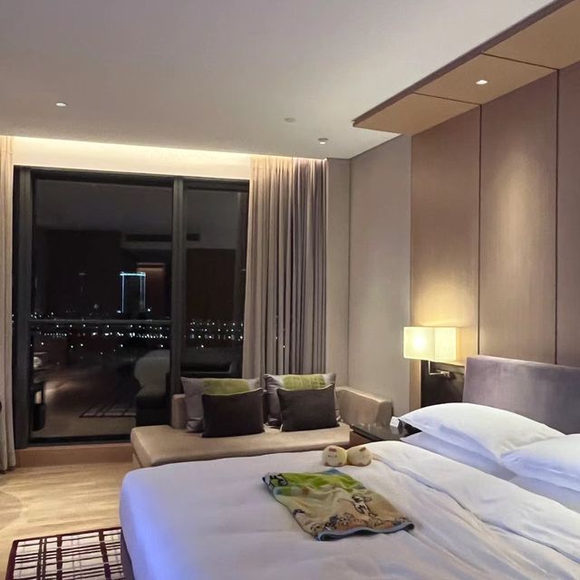 🌊🏨🛍️ 珠海橫琴凱悅酒店🏨開揚景觀，創新方商場近在眼前！🌊🏨🛍️