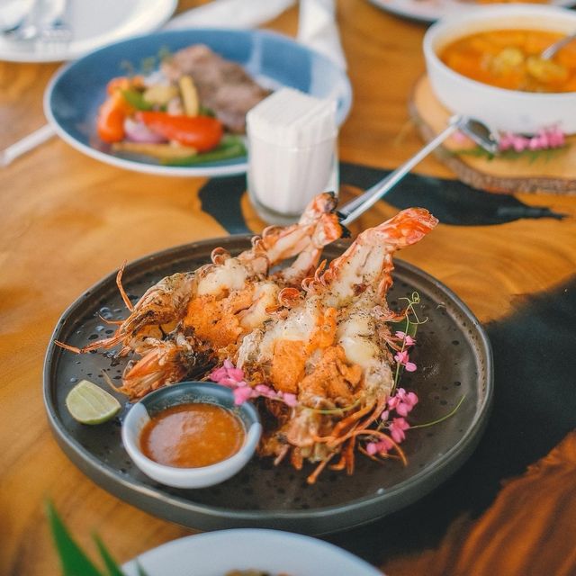  The wayo cafe & restaurant