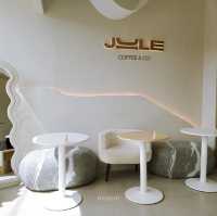 JULE Coffee & Co  คาเฟ่ภูเก็ตสุดคิ้ว เกาหลีเกาใจ 🌟