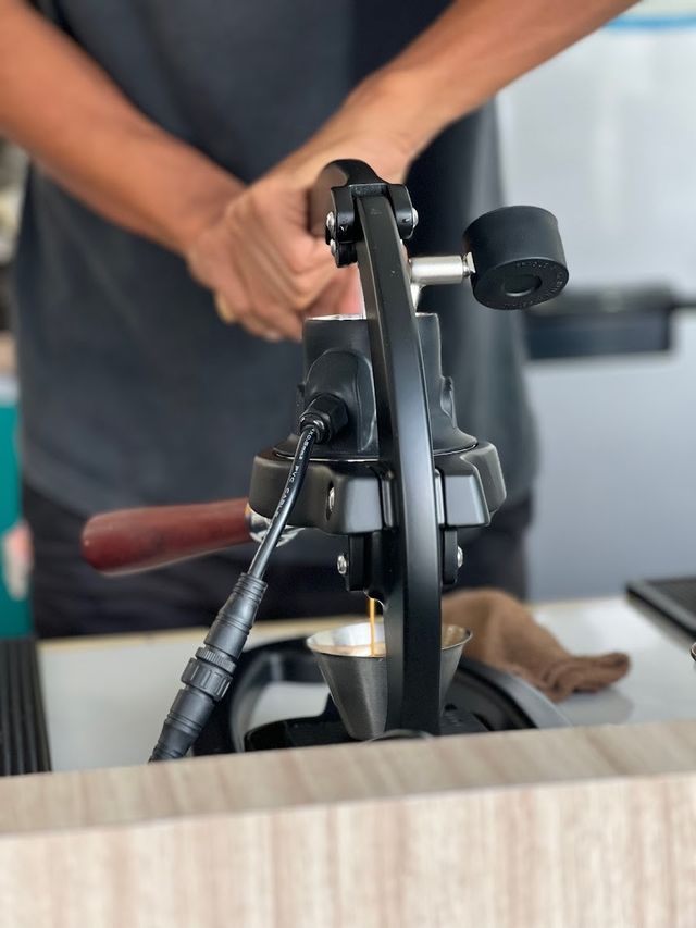83 coffee slowbar ☕️🤍 