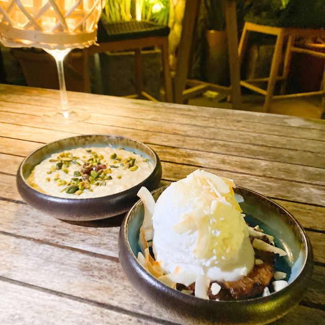 《🌴大坑亞熱帶渡假風餐廳｜安格斯肉眼扒 + 必食椰子菠蘿雪糕🍦》