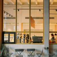 คาเฟ่เปิดใหม่ The Summer Coffee Talat Noi
