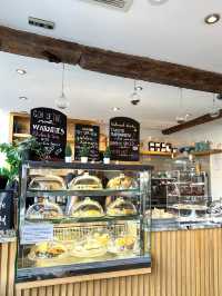 英國托斯特木系簡約咖啡店-Ten Hands Cafe Bar