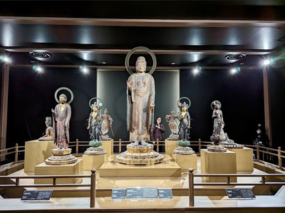 KYNE 図録 ADAPTATION FUKUOKA ART MUSEUM Adaptation - Kyne | Fukuoka Now