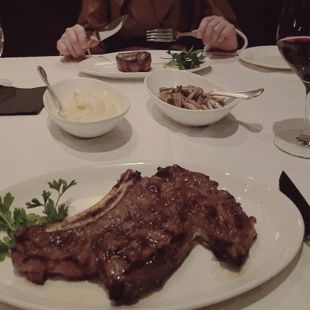 Vancouver downtown 스테이크맛집‘Gotham steak house'(인생맛집)