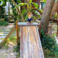 ชายนาคาเฟ่ นนทบุรี