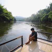 ที่พักริมน้ำกาญจนบุรี