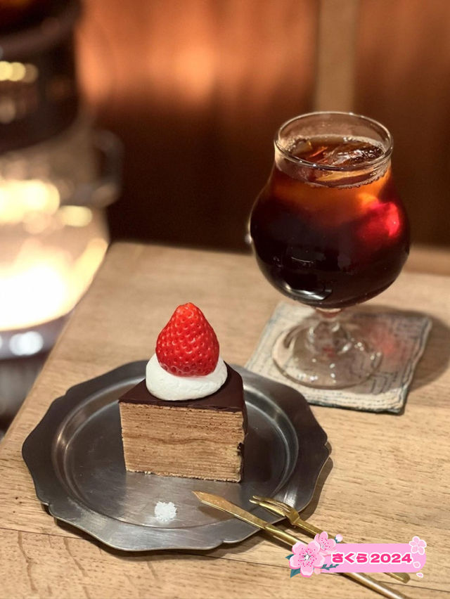 【福岡カフェ】博多の小さな小さな隠れ家カフェでおいしいスイーツを
