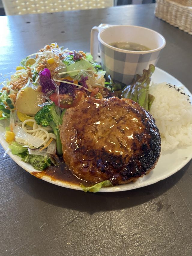 【神戸西区】てんこもりサラダとモチコチキン