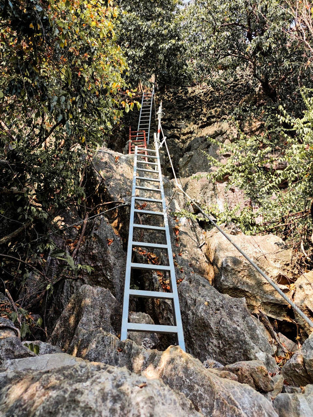 ย้อนเวลาไปพิชิตยอดเขาล่องเรือตาหมื่น⛰️