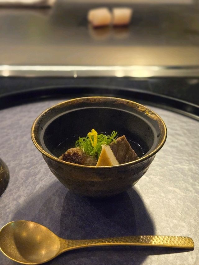 銀座にオープンした鉄板焼屋さん