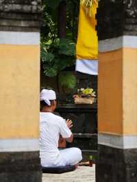 Morning Blessings at Revīvō 