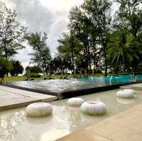 เหมือนหลุดมาอยู่อีกเมืองเลย Renaissance Phuket
