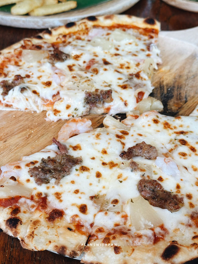 George’s Pizza (Pizza Homemade, พิซซ่าเตาฟืน) 🍕✨