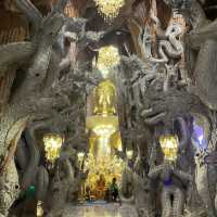 วัดมณีวงศ์ นครนายก