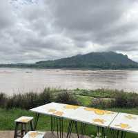 คาเฟ่ บ้านติดดิน