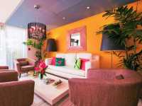 ✨ Vibrant Stay in Wakiki