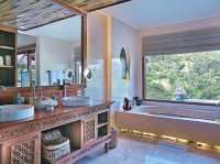🌴 Hidden Retreat in the Lush Jungles of Bali