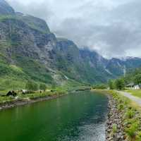 Gudvangen 的絕美自然景色