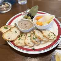 【沖縄 宜野湾】新鮮なOysterと Steakを😋
