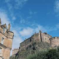 Edinburgh Enchantment: Castles, Closes, and City Views