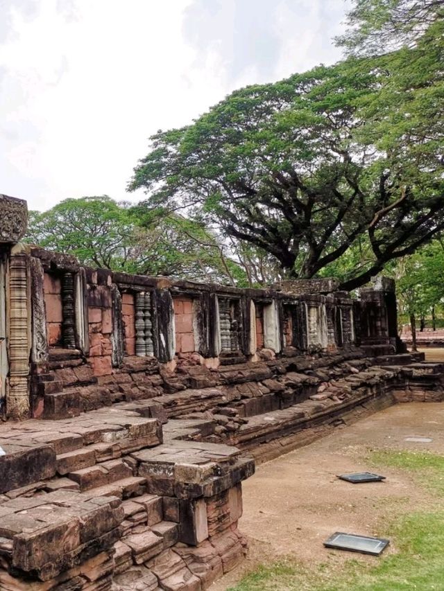 เที่ยวชมแลนมาร์คเมืองโคราชปราสาทหินพิมาย
