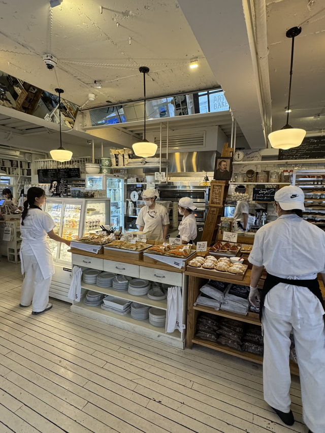 【韓国・安国】行列必須人気店の姉妹店 塩パン専門店