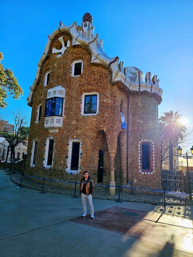 Exploring Park Güell: Gaudí’s Colorful Park in Barcelona