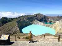 Kelimutu: ทะเลสาบสีเปลี่ยนสีแห่งจิตวิญญาณ