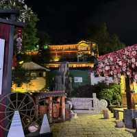 Vibrant Lijiang Ancient Town