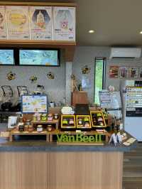 【福岡カフェ】自社農場の苺と地元の蜂蜜が使われたスイーツが食べられるカフェ🍯🐝