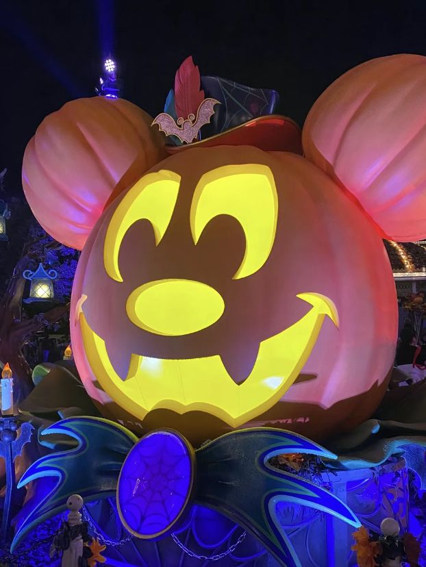 【クルエラ主催のショーはまるでクラブ！？】香港ディズニーのハロウィンの楽しみ方を解説🎃