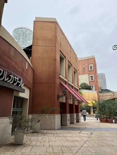 Kawasaki City] Just like Medieval Europe! An outdoor shopping mall