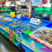 ตลาดท่าเทียบเรือประมงอ่างศิลา